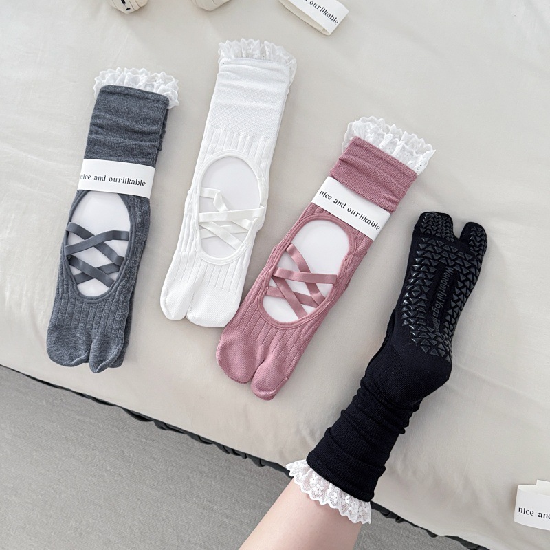 Lace Trim Split Toe Yoga Socks - огляд і ціна Toe Sock Split